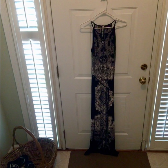 Papillon Razor Back Maxi Dress - Picture 2 of 4